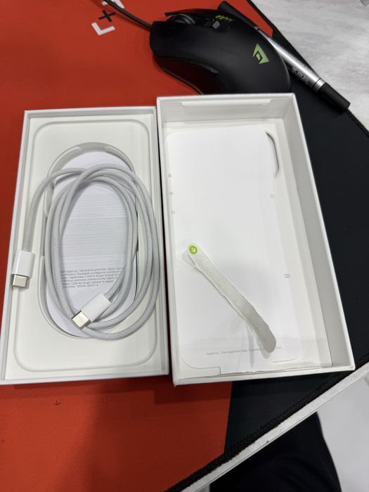 Iphone 16 pro max sim karta variant