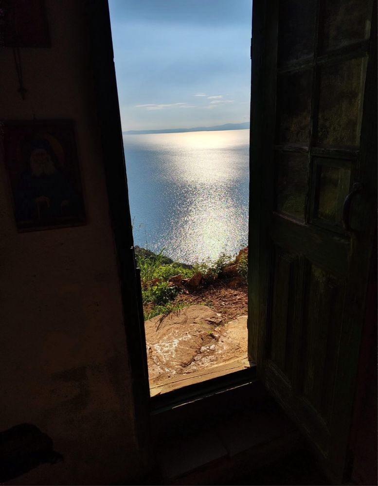Sfantul Munte Athos / Grecia Creștinul - pelerin pe urmele sfinților
