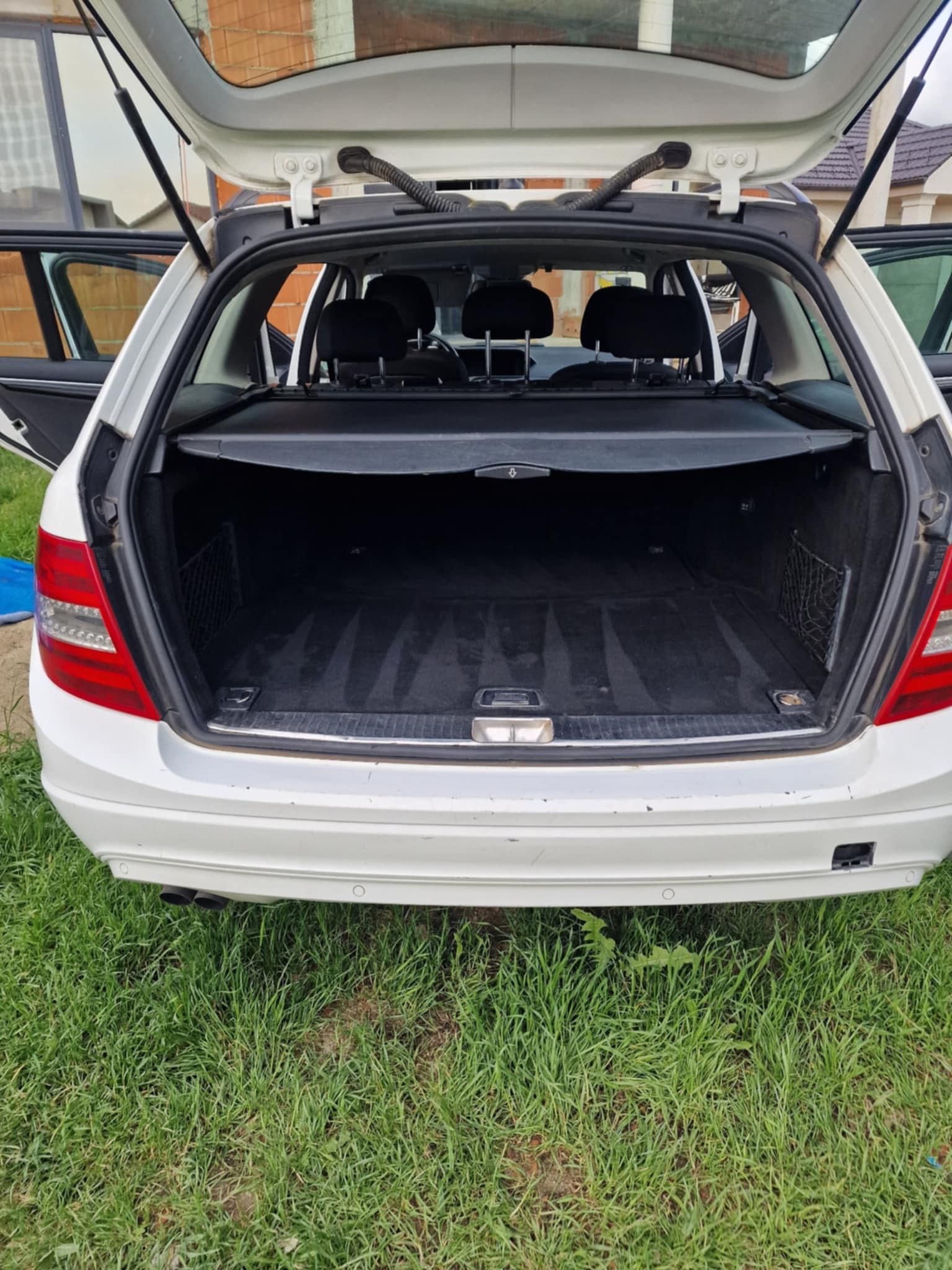 Mercedes c200, 2012