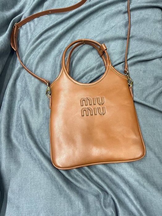 MIU MIU Дамска чанта