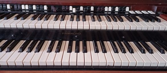 Hammond organ RT3