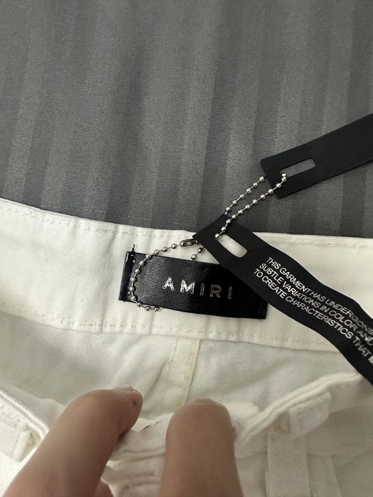 Blugi amiri cu pietricele