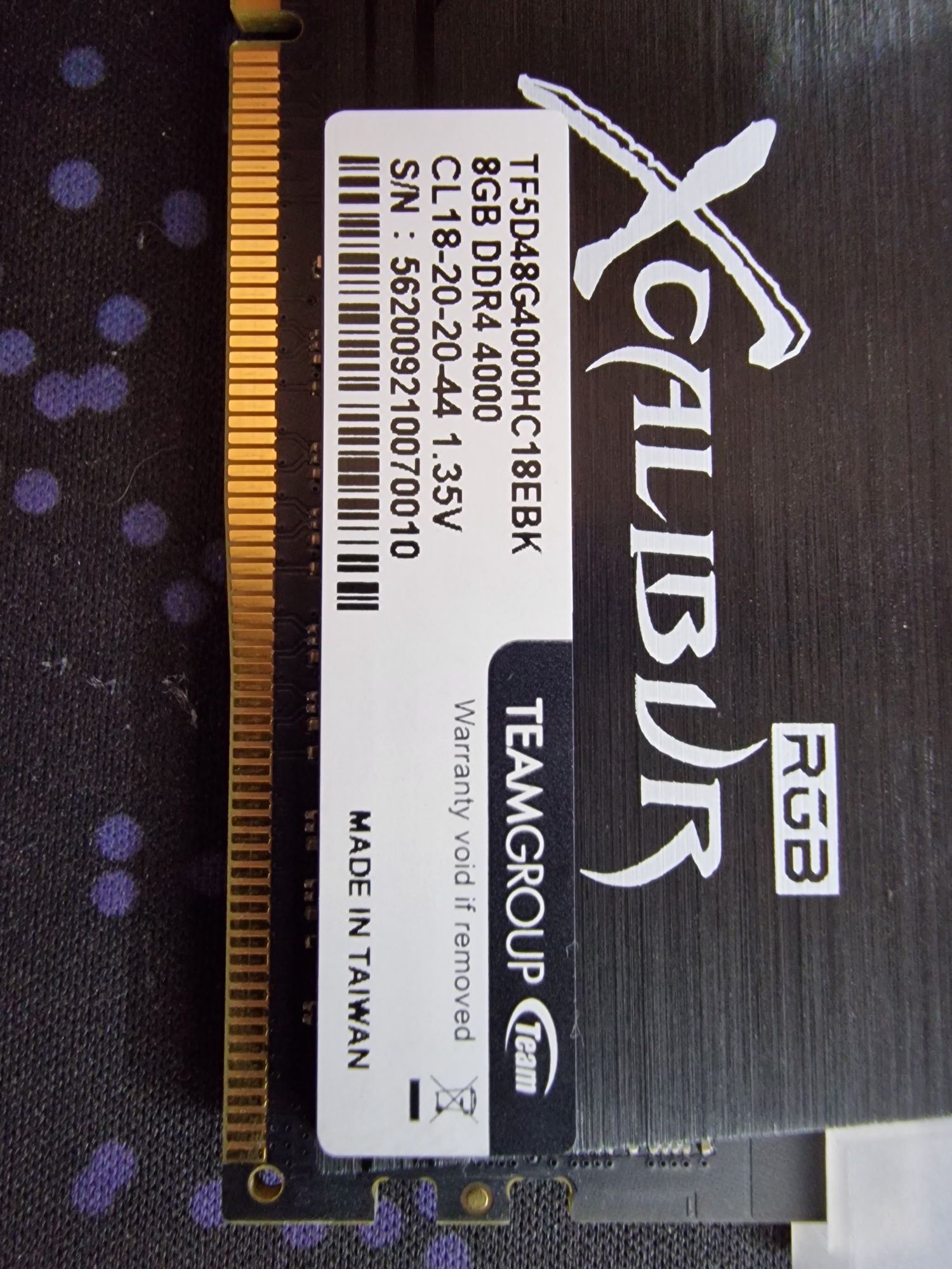 Memorie DDR4 T-Force XCalibur RGB 16GB 4000mhz CL18