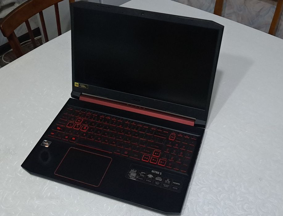 Ноутбук Acer Nitro 5 Ryzen 5 3550H/12Gb/Ssd 240