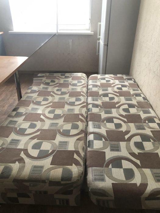 Отдам даром диван. Самовывоз