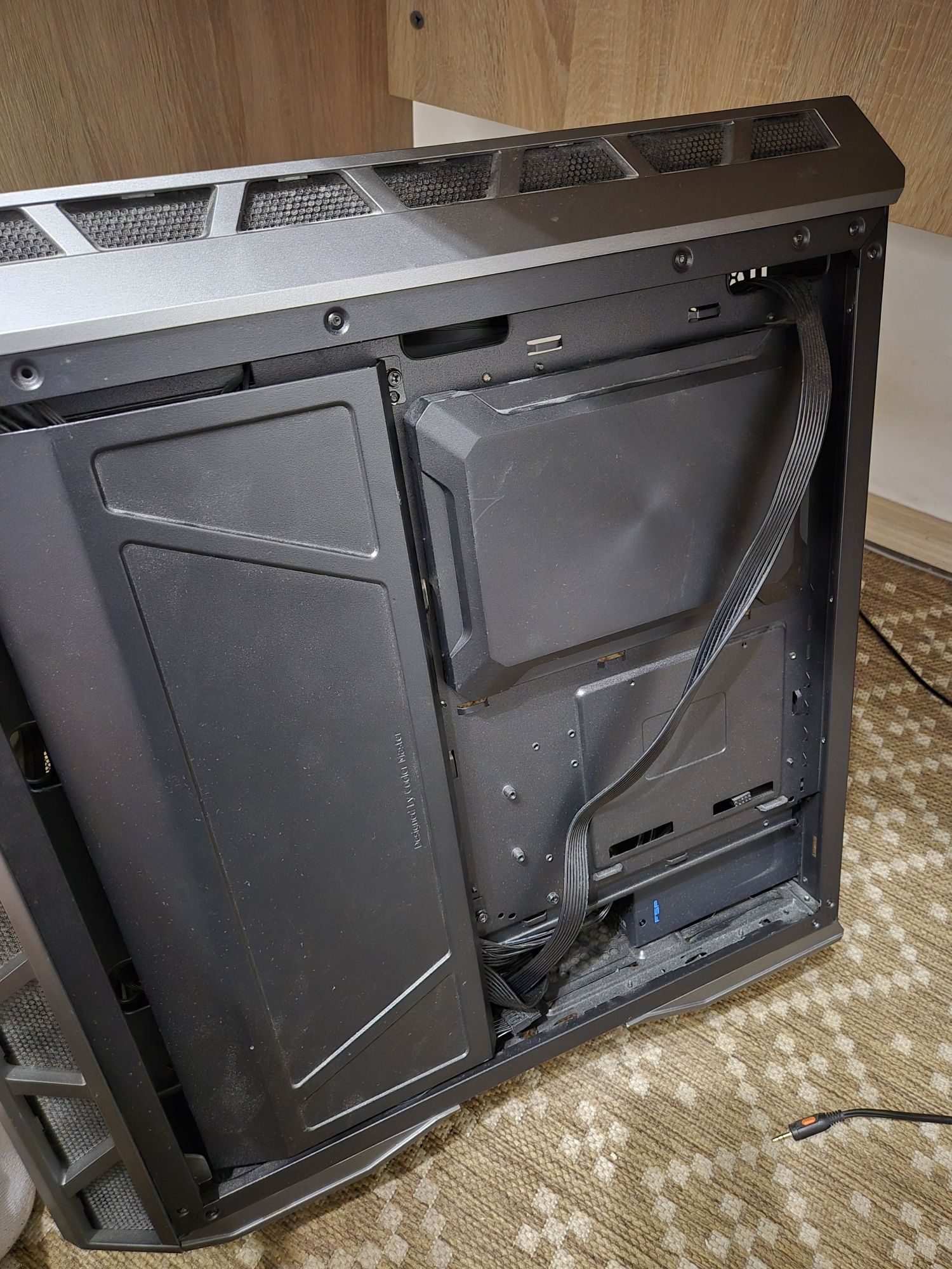 Кутия за компютър Cooler Master H500 mesh