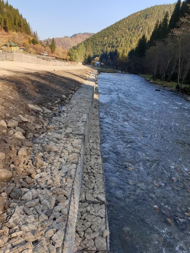 Consolidari drumuri,maluri,diguri,ziduri de sprijin cu Gabioane