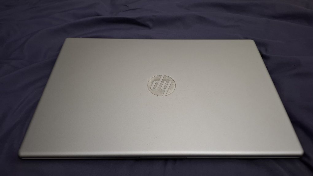 Hp laptop core i5 hd