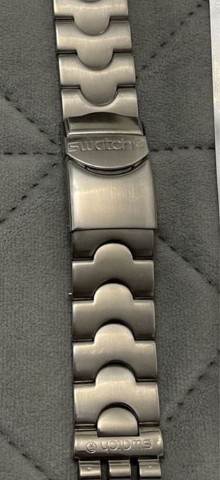 Bratara metalica
