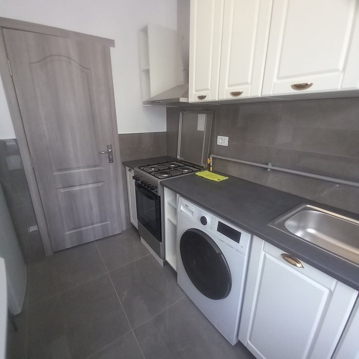 Închiriez apartament 2 camere