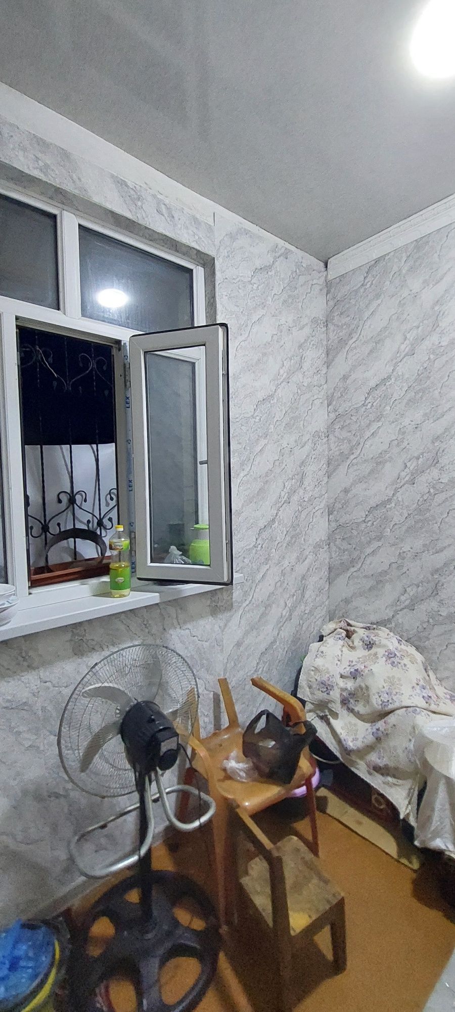 1²/5/5. Сергели 4. Квартира 38 м². Переделана в 2-х ком. Метро - 1 км
