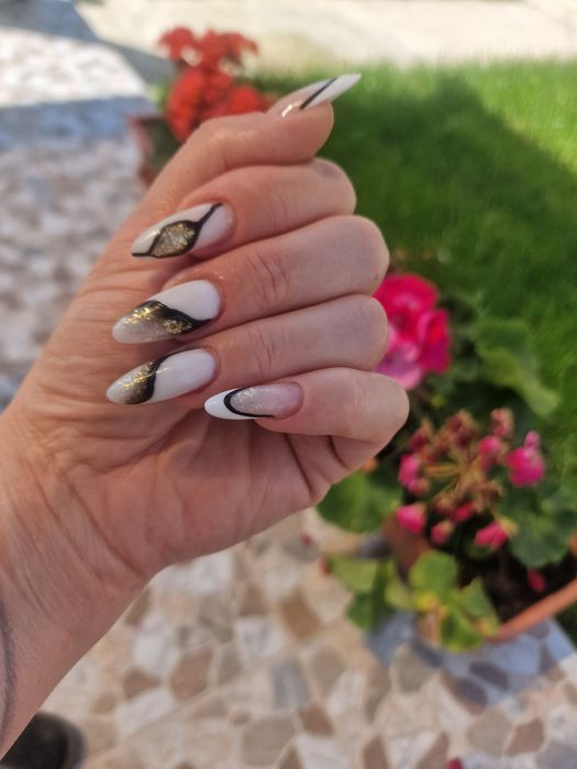 Unghiute drăguțe cu gel