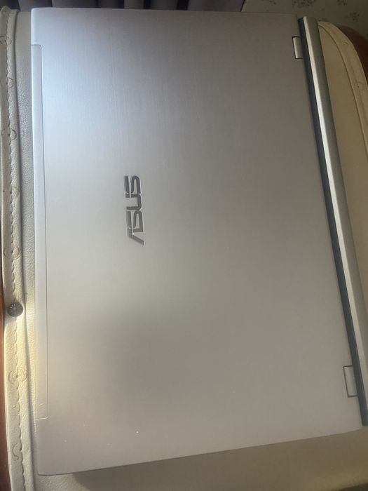 Продам ноутбук asus