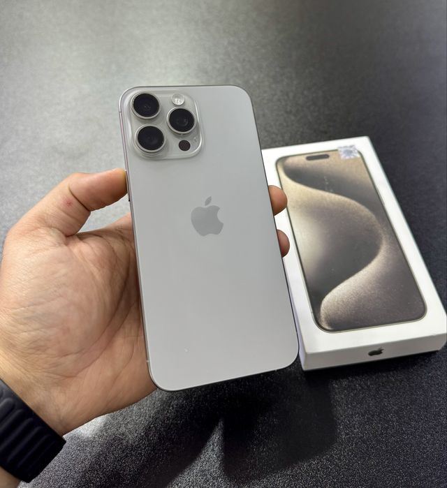 iPhone 15 Pro Max Natural Titanium идеал 10/10