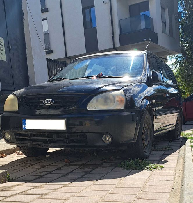Kia Carens 2006 – Benzină, Automată de Vânzare