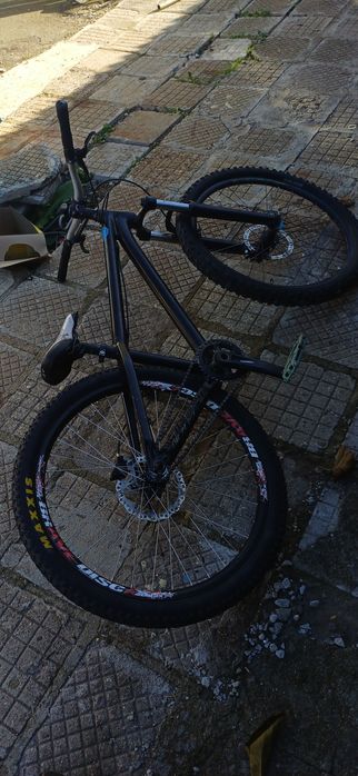 Продава се цяло или на части