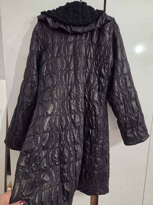 Дълго олекотено зимно яке