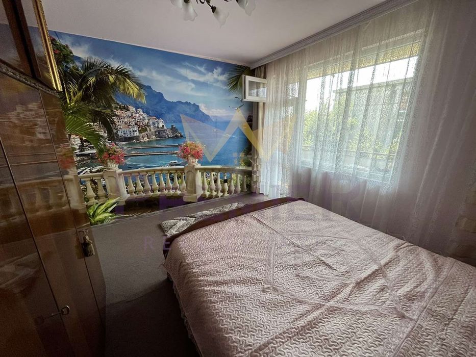 Дава се под наем Тристаен апартамент в Варна, Окръжна болница - 105 кв.м за 714 € - Снимка #4