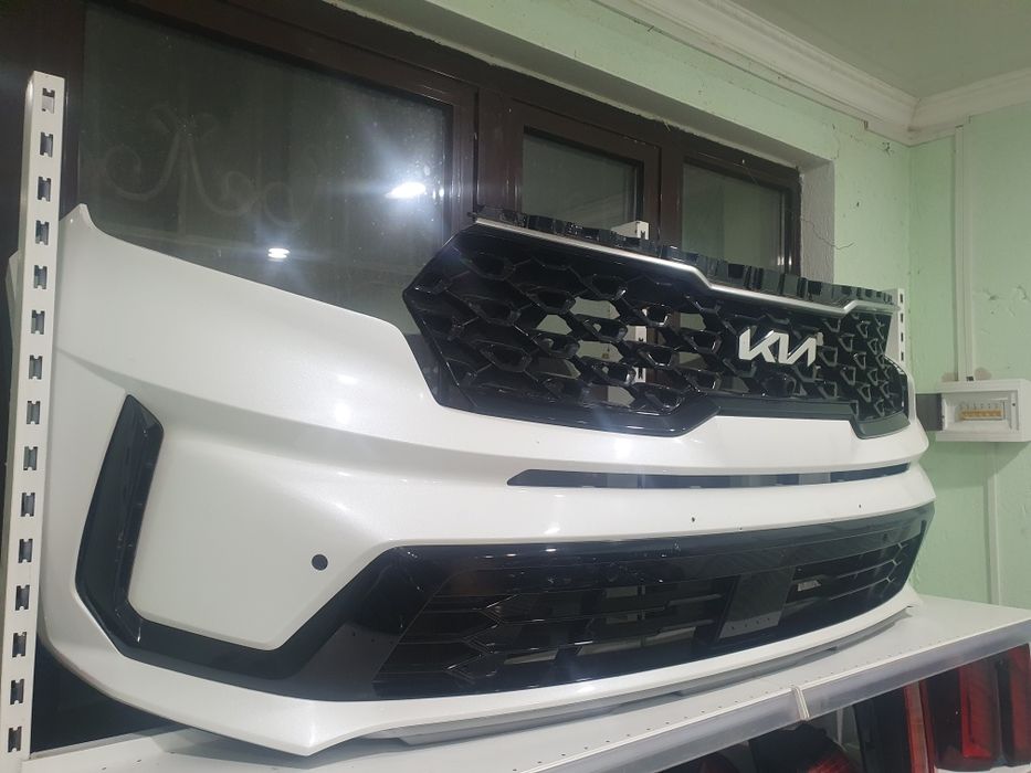 Киа Соренто бу оригинал в отличном состоянии  в наличии любые запчасти