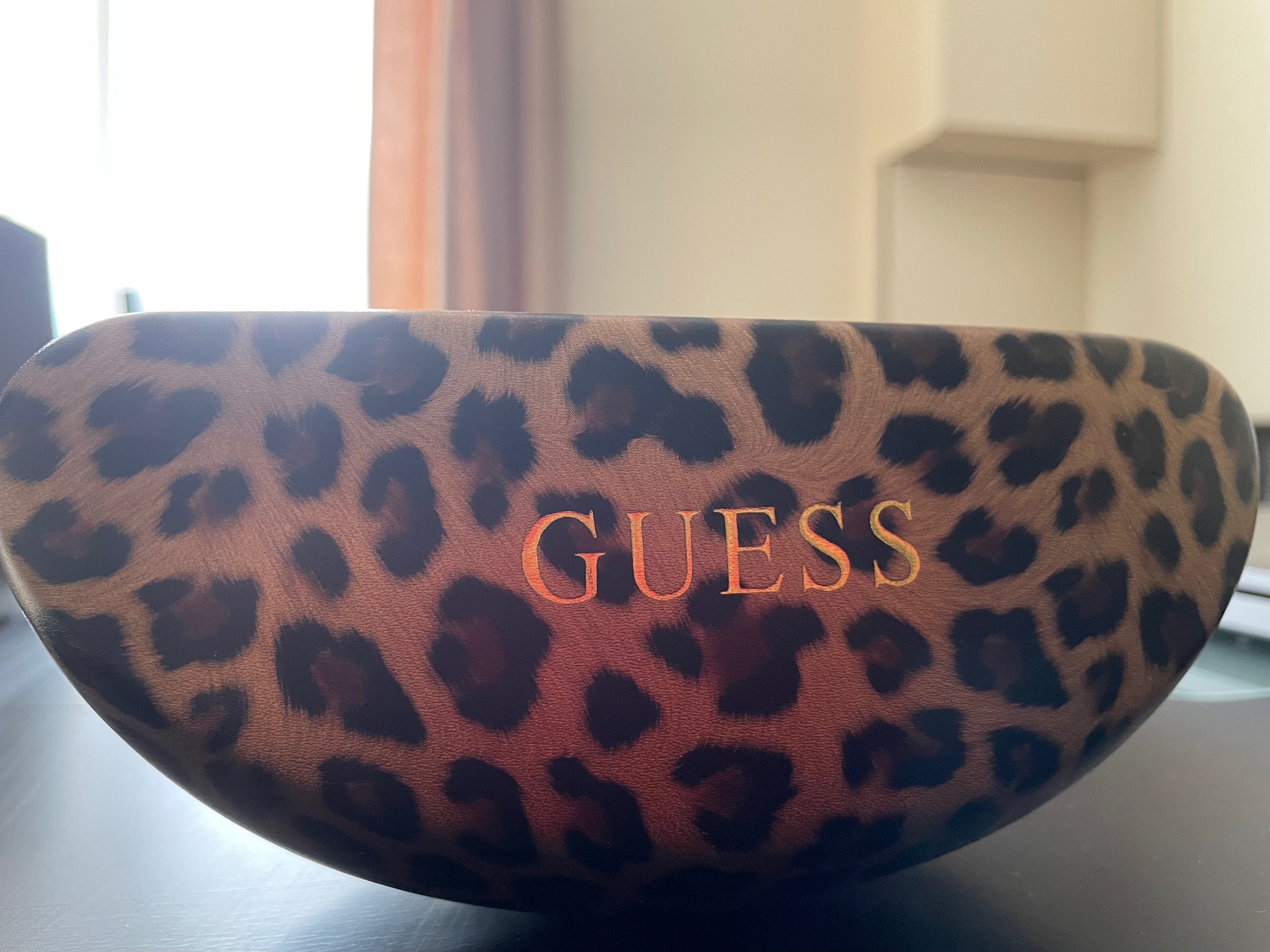 GUESS-слънчеви очила