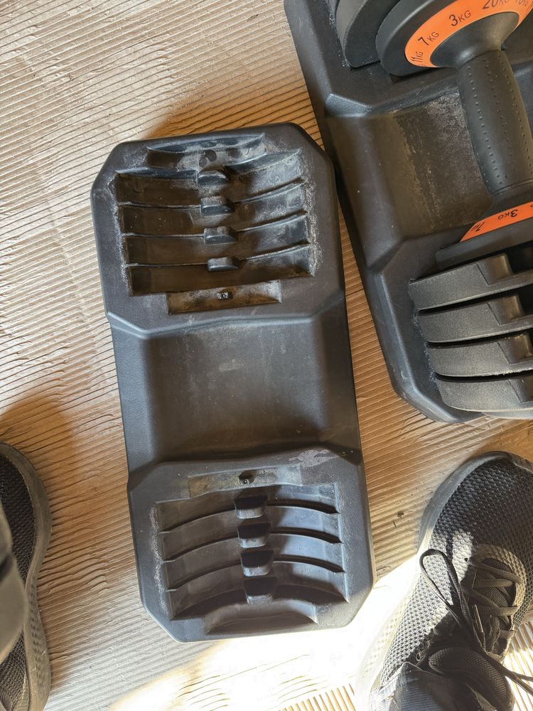 2 Gantere reglabile 3-20kg gymbeam