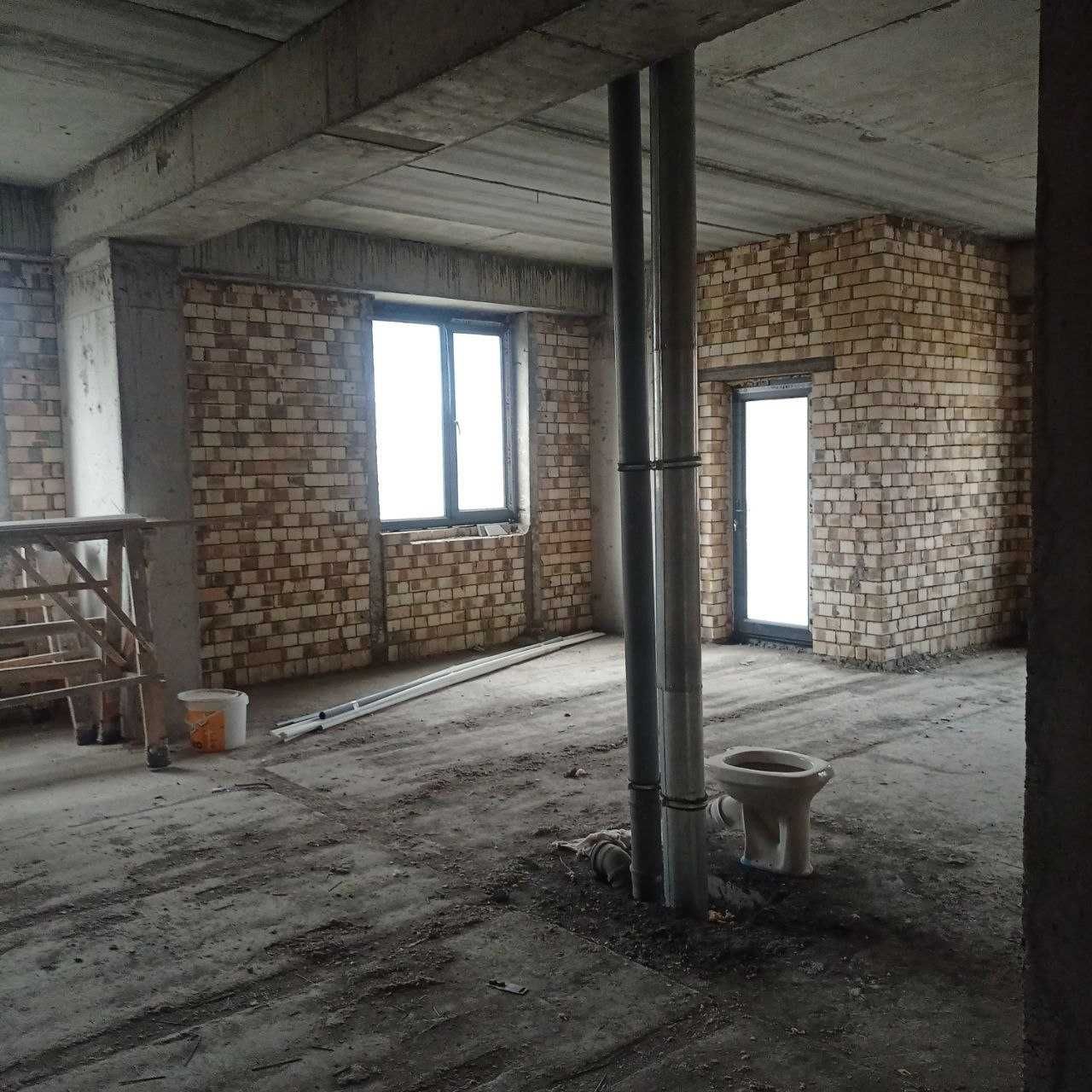 Продается коробка в отличной новостройке на Кадышева - 2 этаж