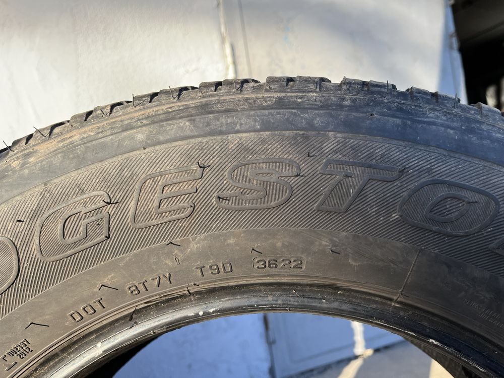 4 бр. гуми за джип 265/65/17 Bridgestone DOT 3622 6-7 mm