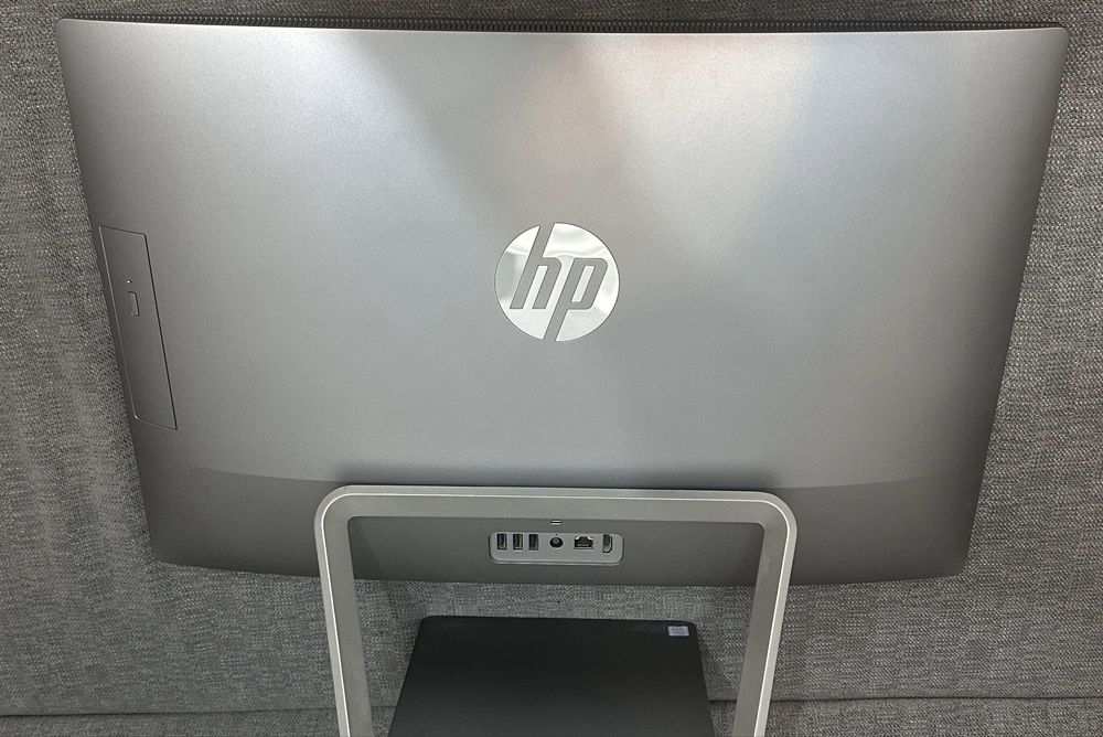 Моноблок HP IntelCore i5