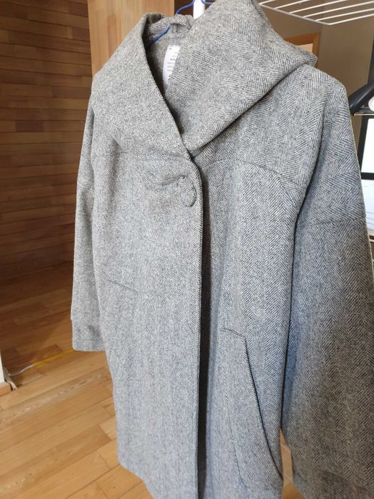Продам новое шерстяное полупальто (Португалия) 46 размер за 23000тг.