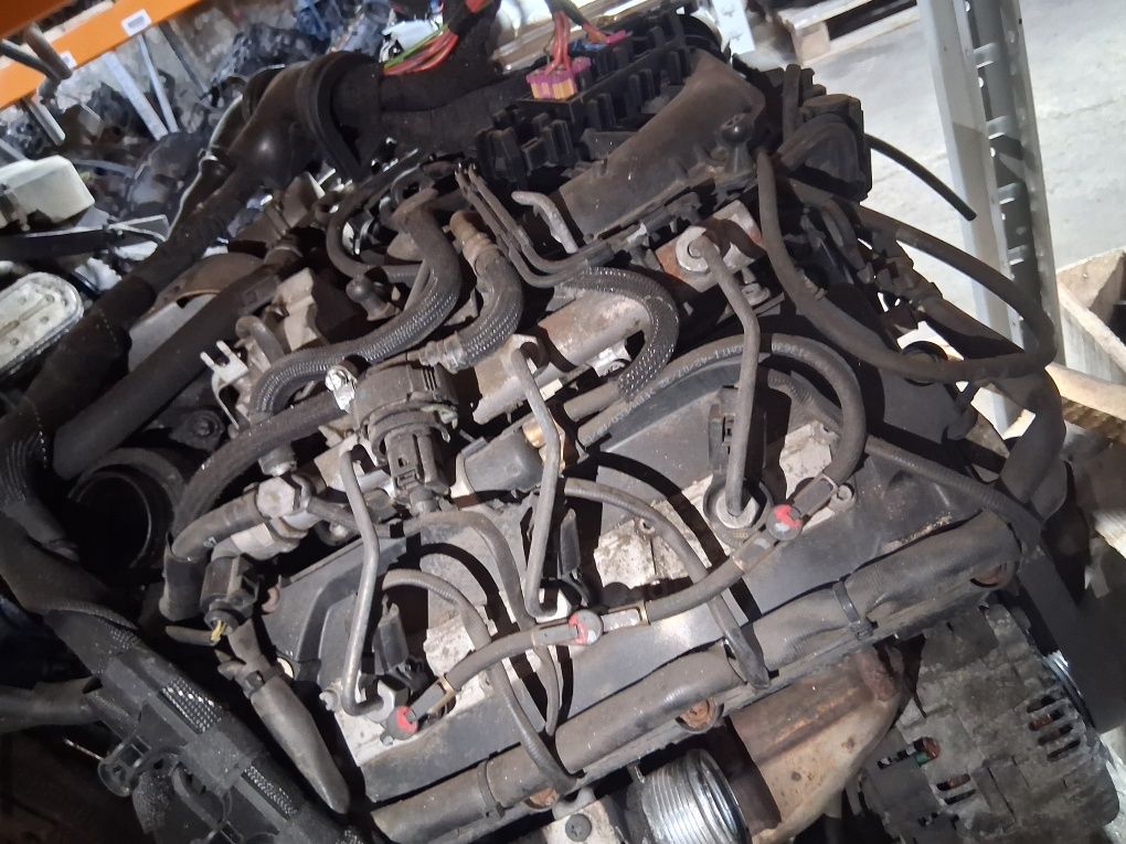 Vând motor Audi a6c6 facelift 2.7 bpp