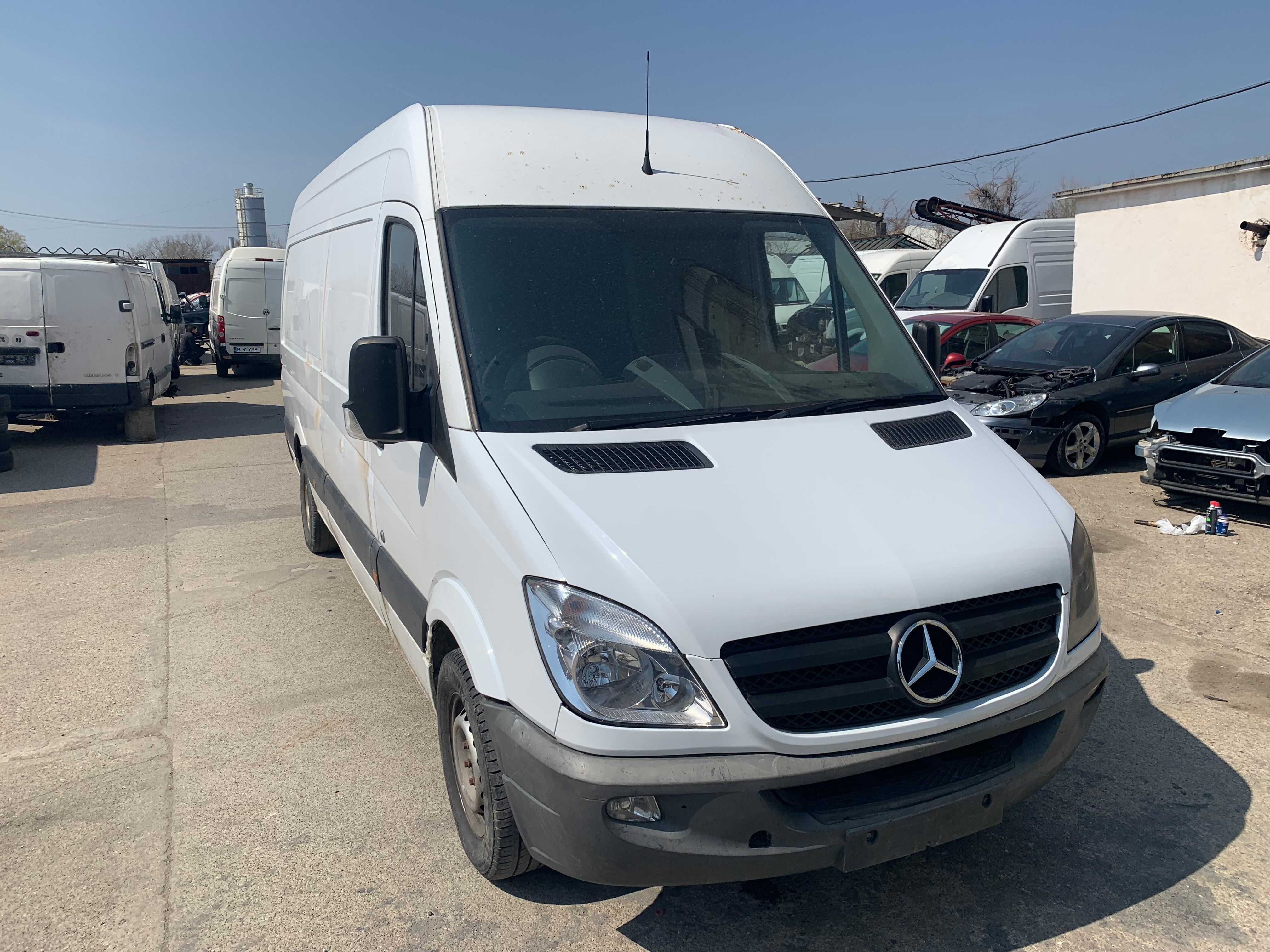 Cutie viteze Volanta Ambreiaj Mercedes SPRINTER 311,313 315 Cdi 2007