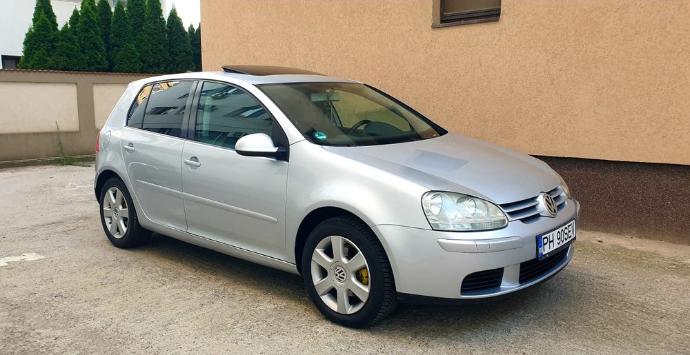 Vw Golf 5 1.6Mpi Fara rugina sau probleme Proprietar