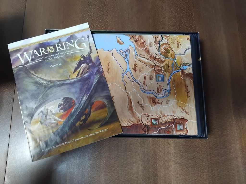 War of the ring - първо издание. Настолна игра по Властелина на пръсте