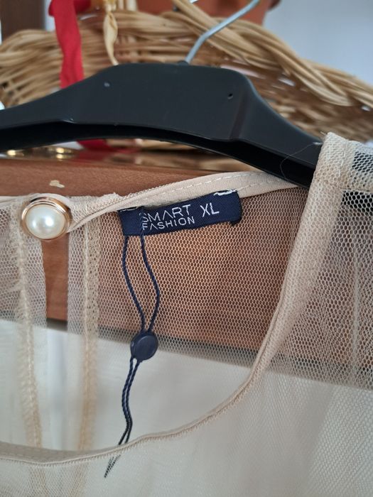 Lot 2 bluze dama mar.L-xl