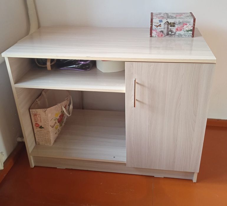 Продам.   письменный   стол