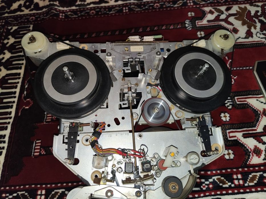 Vând Piese Magnetofon Philips N4511