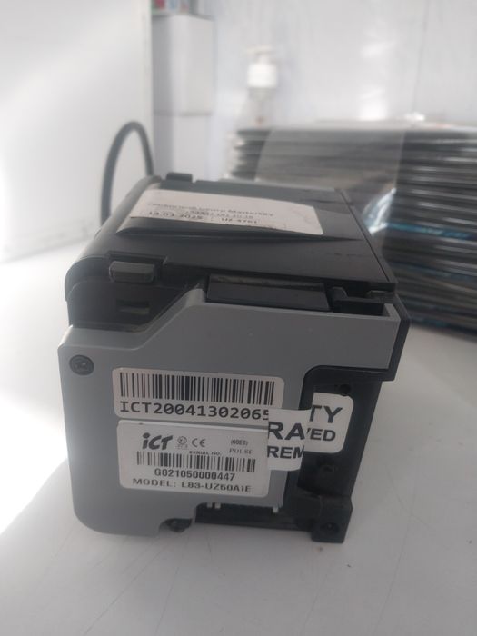 Купюрник ICT L-83 сотилади