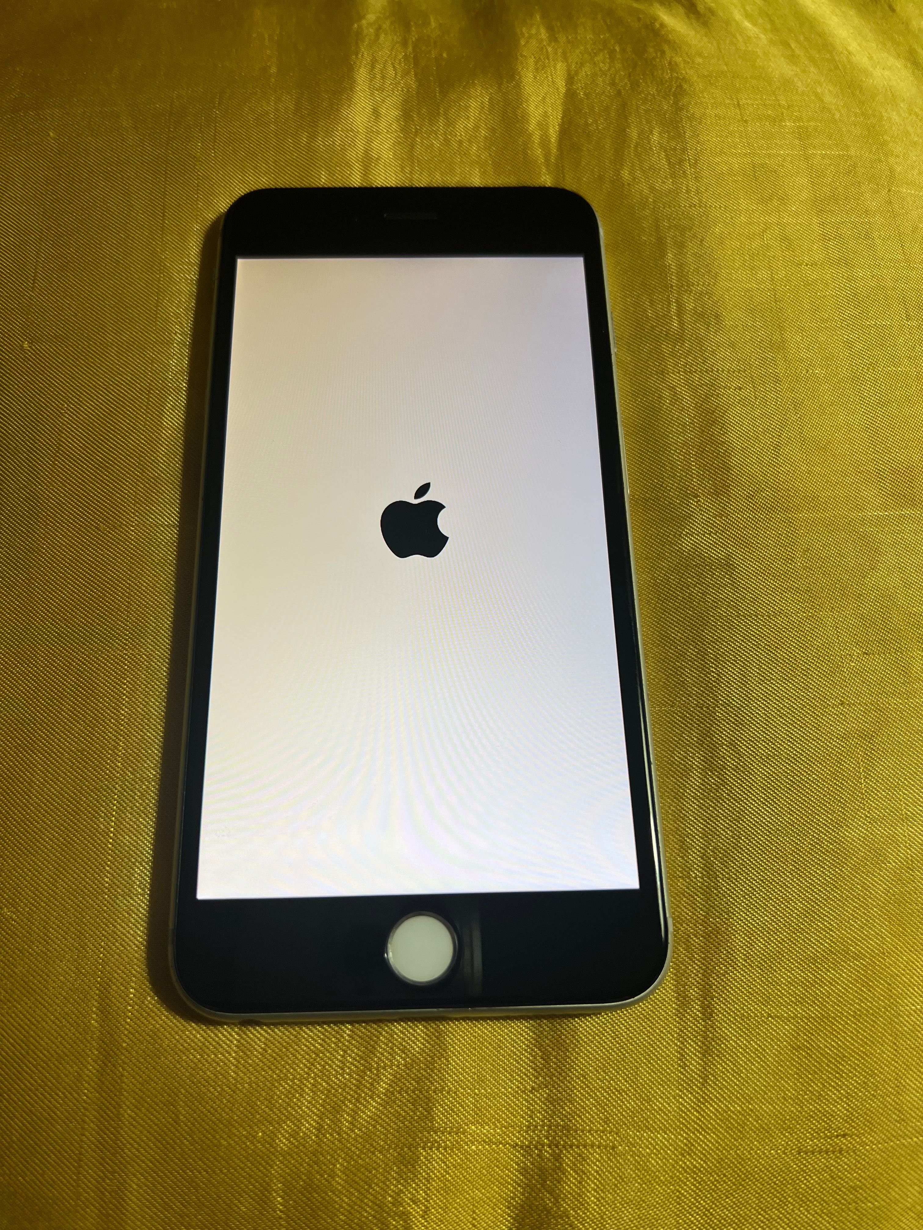 iPhone 6S Plus -128 GB,мод.А1634,Grey,зарядно
