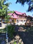 Vand o superba casa de vacanță situată intr-o zonă de munte  !
