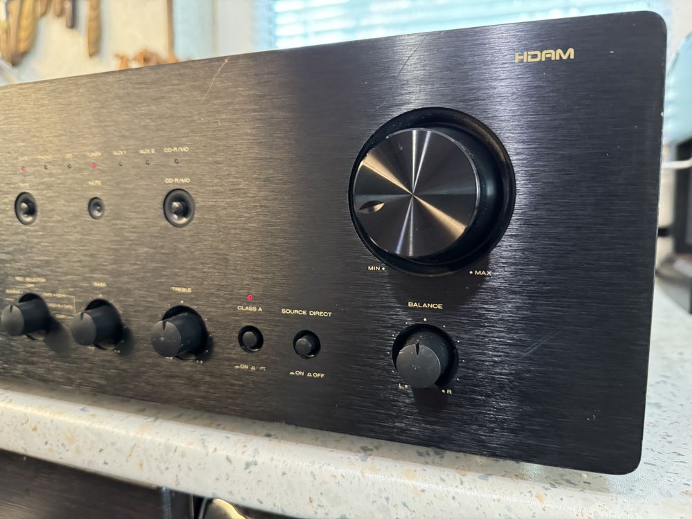 Marantz PM-8000 Качествен стерео усилвател