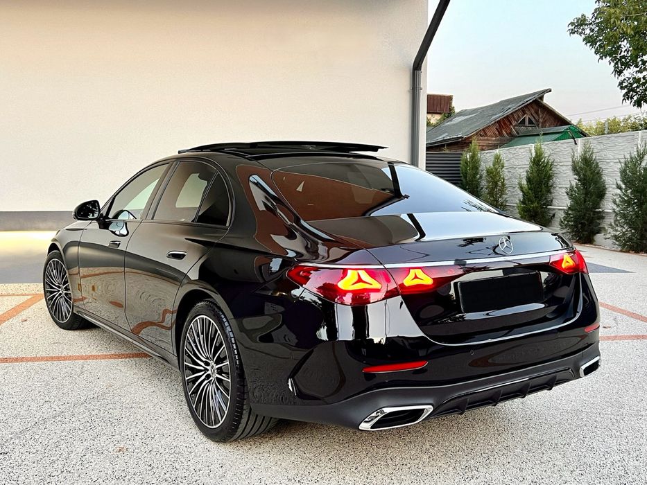 Mercedes Benz E Class 220d MHEV 2025/06 AMG LINE Burmester 4D Panorama