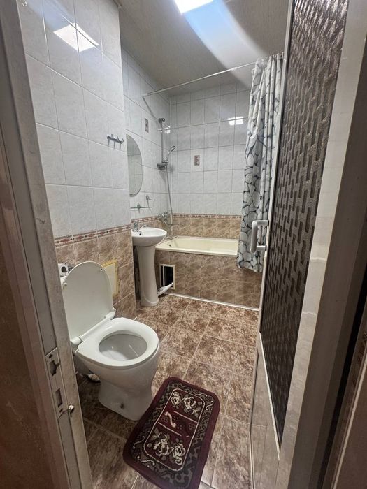 Продажа 3 хона 2 етаж 9 етажл 
Қора қамиш 2/1
Ровиди
Бакон 2*6