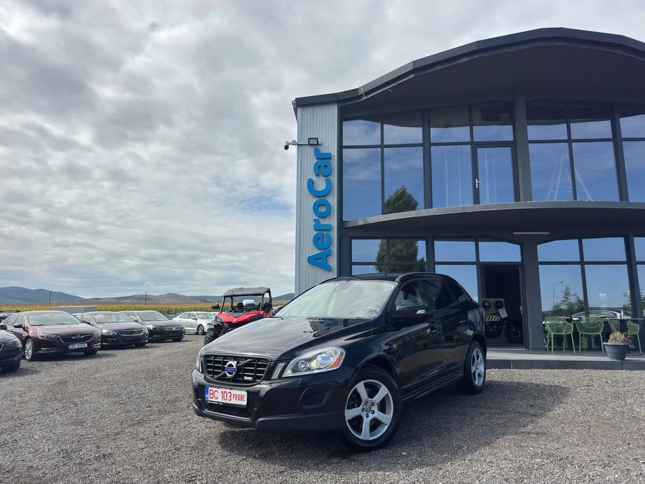 Volvo XC 60 Volvo XC60 D4 // R-Design // Automat // Piele