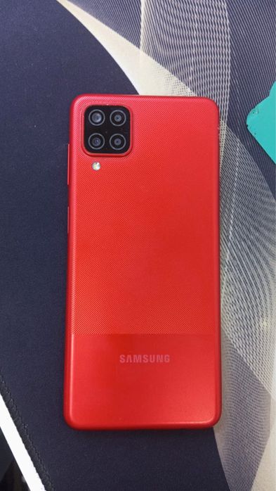 Самсунг А12//////////