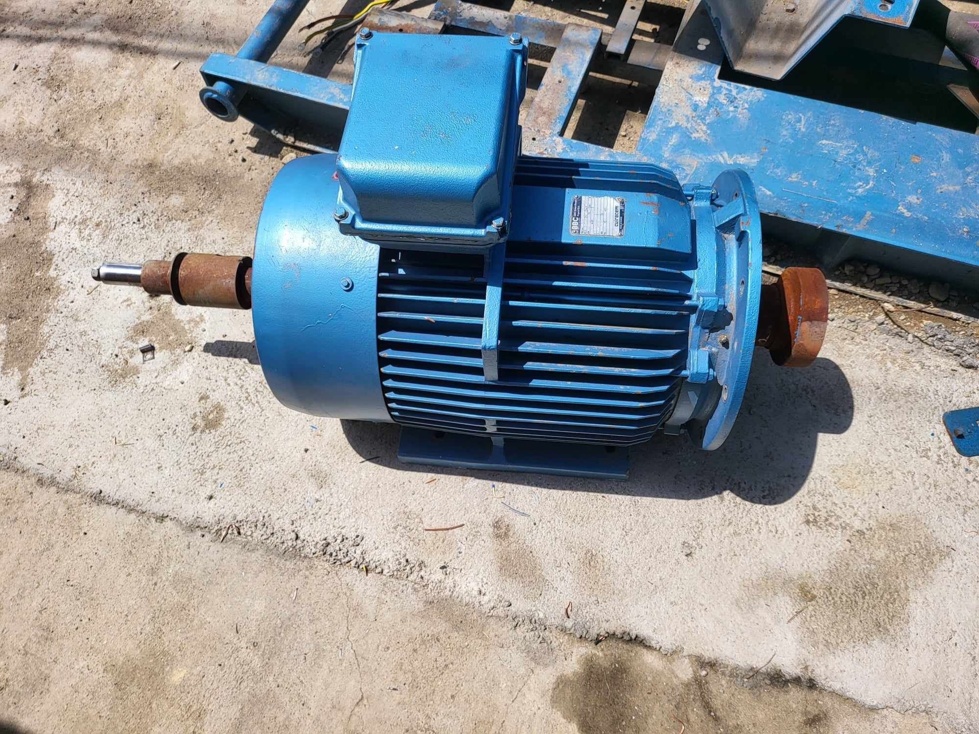 Motor electric trifazat 45kw