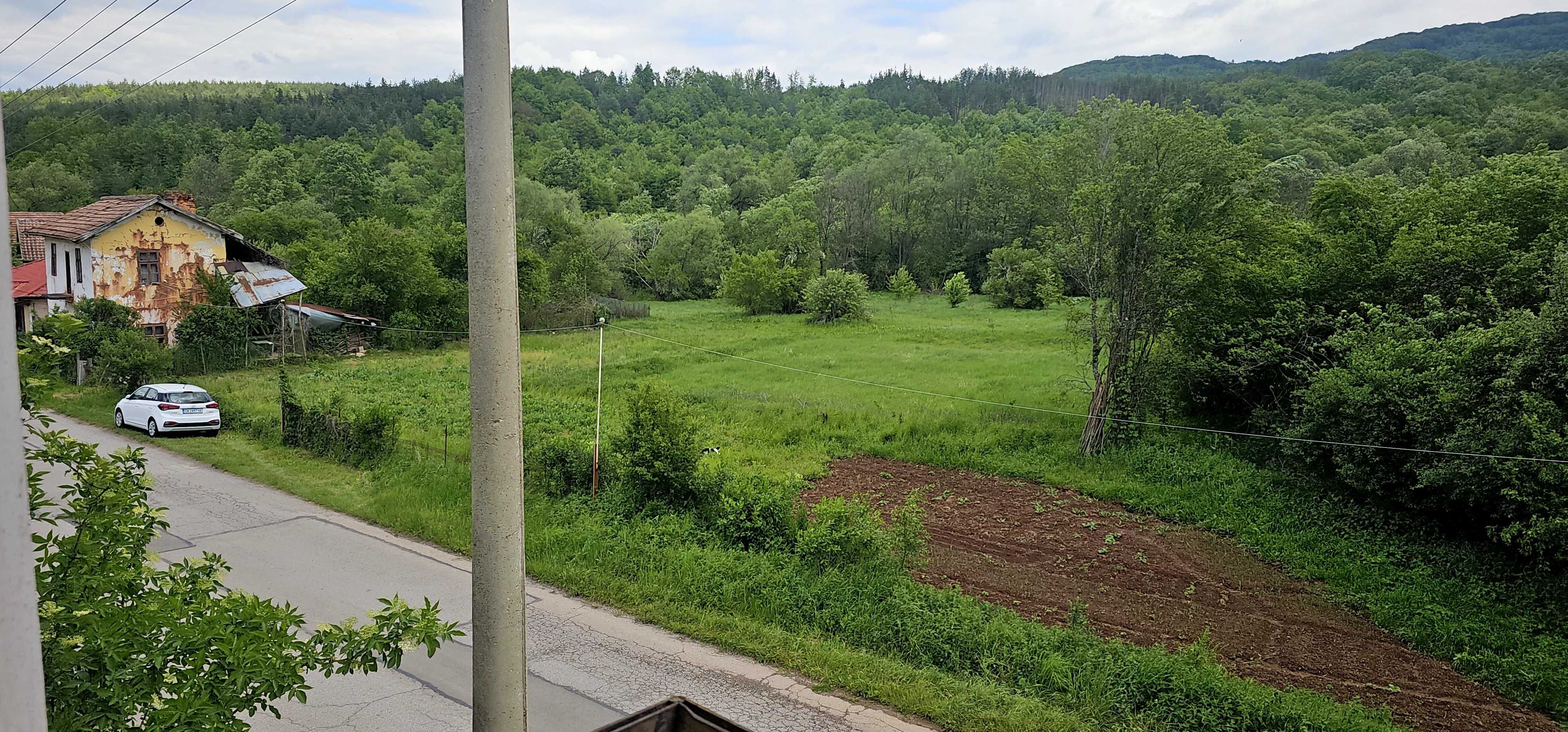 Имоти продава къща