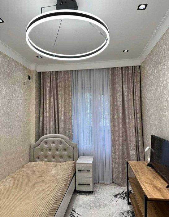 5-комнатная квартира на Ц-6 (77 серия)-простор ID: 4302