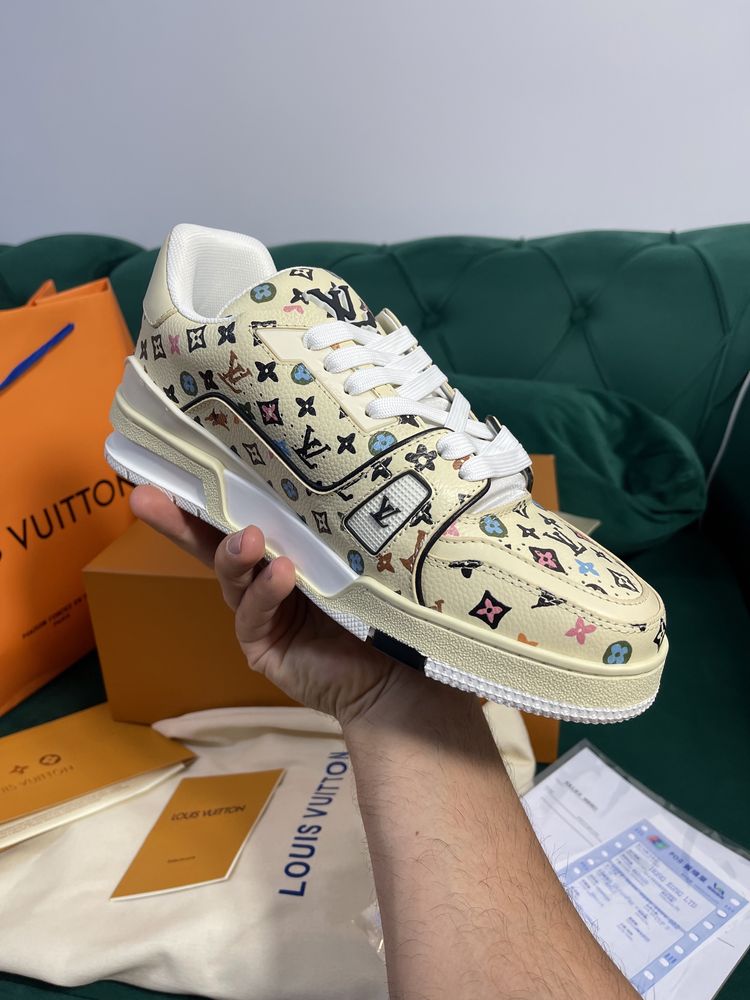 Adidasi Louis Vuitton piele naturala 100% Full Box colectie noua