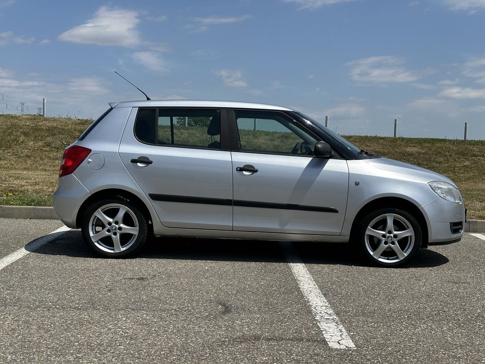 Fabia 2010 1.2 benzina