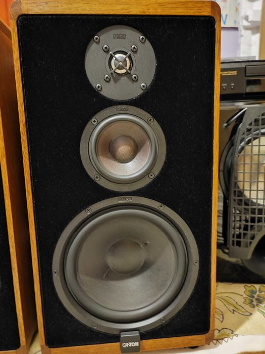 Canton Karat 40 superboxe nu B&W Focal JBL Bang & Olufsen Kef